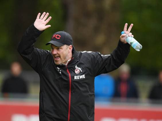 24.09.2025, xophax, Fussball , 1.FC Köln 1.FC Köln, Fussball-Bundesliga Saison 2025 2026 , Training Trainer Lukas Kwasniok (DFL DFB REGULATIONS PROHIBIT ANY USE OF PHOTOGRAPHS as IMAGE SEQUENCES and or QUASI-VIDEO) Köln