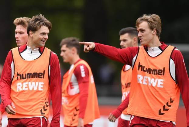 24.09.2025, xophax, Fussball , 1.FC Köln 1.FC Köln, Fussball-Bundesliga Saison 2025 2026 , Training Joel Schmied, links und Timo Hübers, rechts ( beide 1.FC Köln) (DFL DFB REGULATIONS PROHIBIT ANY USE OF PHOTOGRAPHS as IMAGE SEQUENCES and or QUASI-VIDEO) Köln