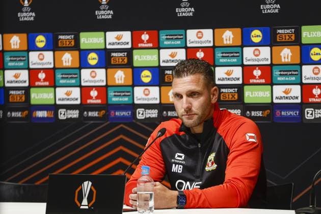 DEVENTER , 24-09-2025 , Stadium De Adelaarshorst , season 2025 2026 , UEFA Europa League League phase . press conference, PK, Pressekonferenz and training before the Europa League match between Go Ahead Eagles and FCSB, Picture shows GA Eagles trainer coach Melvin Boel Press conference and training before Go Ahead Eagles - FCSB  x31173189x Copyright: