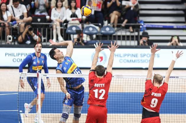 2025.09.24 Pasay City Manila siatkowka mezczyn Mistrzostwa Swiata FIVB 2025 Wlochy - Belgia N z Yuri Romano Foto Szymon Gorski PressFocus 2025.09.24 Pasay City Manila volleyball men FIVB Men s World Championship, WM, Weltmeisterschaft 2025 ITALY v BELGIUM FIVB Men s World Championship 2025 Italy - Belgium quarter finals Credit: Szymon Gorski PressFocus NEWSPIX.PL --- newspix.pl 