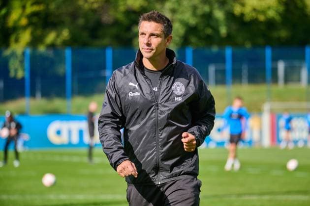 24.09.2025, Fußball, Herren, 2.BL, Saison 2025 2026, Training Holstein Kiel Trainer Marcel Rapp Kiel, Projensdorf Projensdorf, Trainigsplatz, Kuns Schleswig-Holstein Deutschland