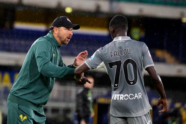 Verona™s head coach Paolo Zanetti during the Frecciarossa Italian Cup 2025 2026 soccer match between Hellas Verona and Venezia at Stadio Marcantonio Bentegodi in Verona , North Italy , Wednesday ,September 24, 2025. - Soccer  Copyright: xPaolaxGarbuio Lapressex