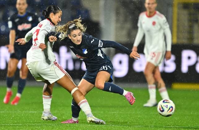 24.09.2025 - Fussball - Saison 2025 2026 - 1. Google Pixel Frauen Bundesliga - 04. Spieltag: TSG Hoffenheim - 1. FC Nürnberg FCN ( Club Clubfrauen ) - Sportfoto Zink - xwoxzix - Selma Licina (17, 1. FC Nürnberg FCN ) Janna Grimm (26, TSG Hoffenheim )