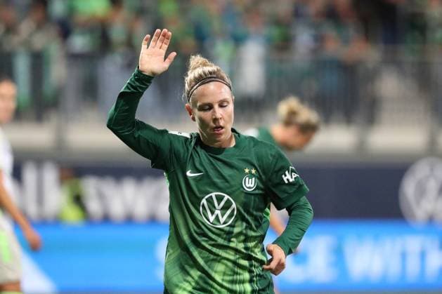 VfL - Bremen, BL Frauen Wolfsburg, 24.09.2025, FUßBALL - VfL Wolfsburg vs. SV Werder Bremen, Google Pixel Frauen-Bundesliga, Saison 2025 26. Svenja Huth (VfL Wolfsburg) Wolfsburg