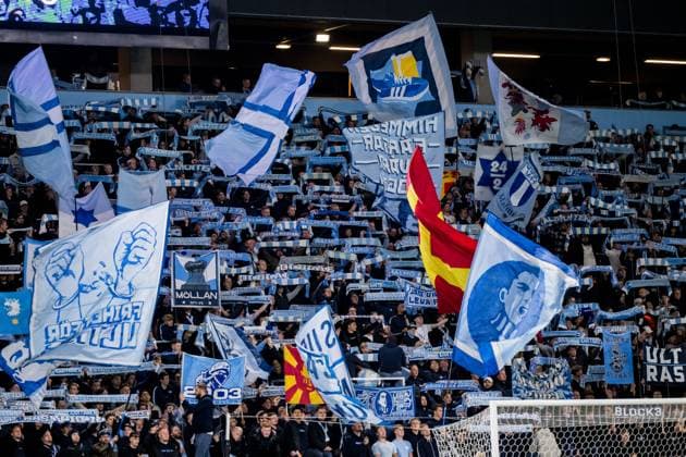 250924 Supporters of Malmö FF ahead of the UEFA Europa League football match between Malmö FF and Ludogorets on September 24, 2025 in Malmö. Photo: Petter Arvidson BILDBYRAN kod PA PA1085 fotboll football soccer fotball uefa europa league europa league malmö ff ludogorets bbeng publik Copyright: PETTERxARVIDSON BB250924PA101