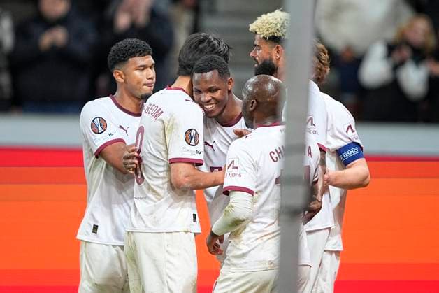 Denmark Europa League: FC Midtjylland - SK Sturm Graz FC Midtjylland s Ousmane Diao, center, celebrates scoring a goal during the Europa League match between FC Midtjylland and SK Sturm Graz at MCH Arena in Herning on Wednesday, September 24, 2025. (Photo: Bo Amstrup Ritzau Scanpix) , Herning Denmark Copyright: BoxAmstrupx spdk20250924-203318-L