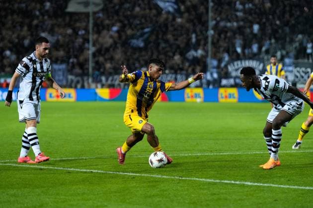 PAOK v Maccabi Tel Aviv - UEFA Europa League THESSALONIKI, GREECE - SEPTEMBER 24: Maccabi’s forward Kervin Andrade in action during the UEFA Europa League first week football match between PAOK and Maccabi Tel Aviv at Toumba Stadium in Thessaloniki, Greece on September 24, 2025. Konstantinos Tsakalidis Anadolu Thessaloniki Greece. Editorial use only. Please get in touch for any other usage.  Copyright: x2025xAnadoluxKonstantinosxTsakalidisx