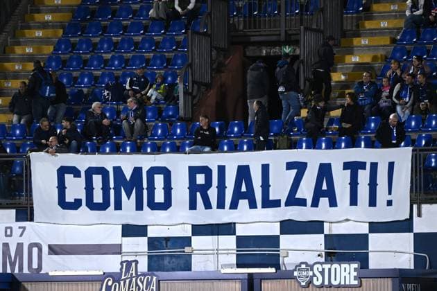 Cm Como 24 09 2025 - Coppa Italia Como-Sassuolo foto Cristiano Mazzi Image nella foto: striscione tifosi Como 
