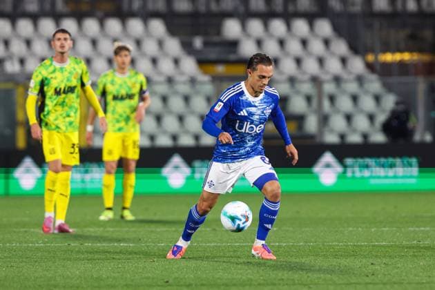 Maxence Caqueret (Como 1907) during Como 1907 vs US Sassuolo, Italian football Coppa Italia match in Como, Italy, September 24 2025  Copyright: xMattiaxMartegani IPAxSportx xipa-agency.netx xx IPA_65693117 IPA_Agency_IPA65693117