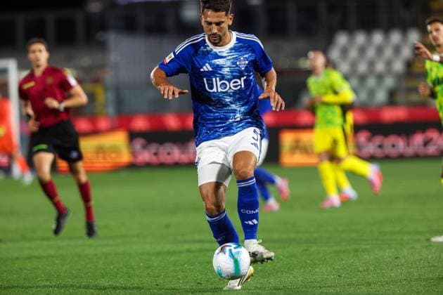Edoardo Goldaniga (Como 1907) during Como 1907 vs US Sassuolo, Italian football Coppa Italia match in Como, Italy, September 24 2025  Copyright: xMattiaxMartegani IPAxSportx xipa-agency.netx xx IPA_65693186 IPA_Agency_IPA65693186