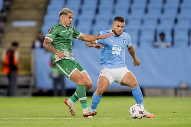 250924 Caio Vidal of Ludogorets and Gabriel Busanello of Malmö FF during the UEFA Europa League football match between Malmö FF and Ludogorets on September 24, 2025 in Malmö. Photo: Petter Arvidson BILDBYRAN kod PA PA1085 fotboll football soccer fotball uefa europa league europa league malmö ff ludogorets bbeng bbauto Copyright: PETTERxARVIDSON BB250924PA151