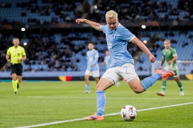 250924 Otto Rosengren of Malmö FF during the UEFA Europa League football match between Malmö FF and Ludogorets on September 24, 2025 in Malmö. Photo: Petter Arvidson BILDBYRAN kod PA PA1085 fotboll, football, soccer, fotball,uefa europa league, europa le Copyright: PETTERxARVIDSON BB250924PA161