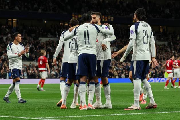 24th September 2025; Tottenham Hotspur Stadium, London, England; Carabao Cup Football, Tottenham Hotspur versus Doncaster Rovers; Tottenham Hotspurs players celebrate scoring an own goal by Jay McGrath of Doncaster Rovers in the 17th minute for 2-0  HenningxvonxJagow