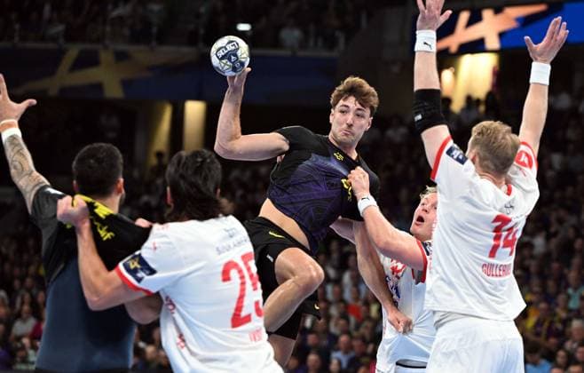 HBC Nantes Kolstad Handball PHOTOPQR OUEST FRANCE Jérôme Fouquet ; NANTES ; 24 09 2025 ; Handball. EHF champions League. HBC Nantes Kolstad Handball. Thibaud Briet. Photo: Jérôme Fouquet Ouest-France. NANTES France  Copyright: xPHOTOPQR OUESTxFRANCE MAXPPPxJérômexFouquetx 20250924OFR5883 20250924OFR5883