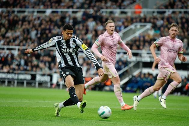 24th September 2025; St James Park, Newcastle, England; Carabao Cup Football, Newcastle United versus Bradford City; William Osula of Newcastle United celebrates scoring his sides second goal of the match for 2-0 in 19th minute  CraigxCowan