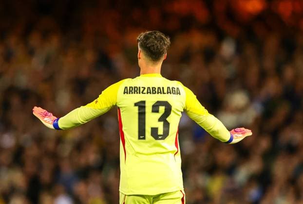 24th September 2025; Vale Park, Stoke, Staffordshire, England; EFL Carabao Cup Football, Port Vale versus Arsenal; Kepa Arrizabalaga of Arsenal gives his defense some instructions on the ball  RogerxEvans
