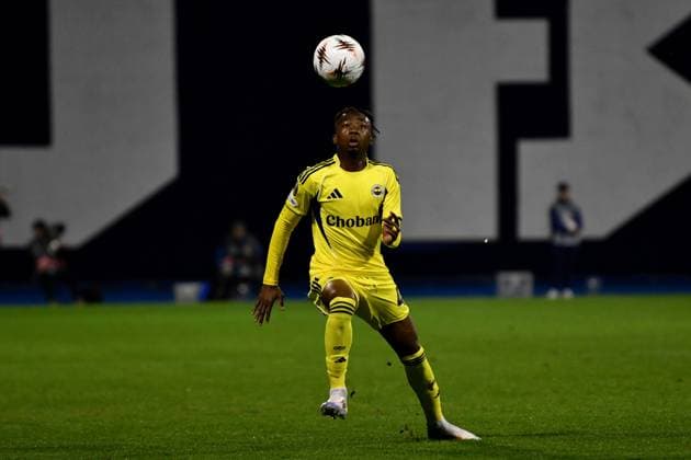 Zagreb, Croatia, September 24th 2025, Dorgeles Nene of Fenerbahce during the UEFA Europa League, League phase Matchday 1, match between Dinamo Zagreb (Croatia) and Fenerbahce (Turkey) at Stadium Maksimir, Zagreb, Croatia.(Photo by Natasa Kupljenik Sports Press Photo)  Copyright: xNatasaxKupljenikx xSPPx Sportspressphoto_SPR31324