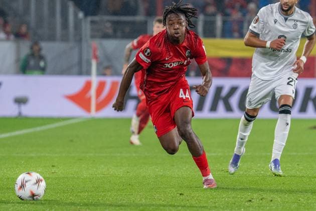 Freiburg, Germany, September 24th 2025 Johan Manzambi (44 SC Freiburg) during the UEFA Europa League - SC Freiburg v. FC Basel at Europa-Park-Stadion in Freiburg, Germany Pascal von Büren (Pascal von Büren SPP)  Copyright: xPascalxvonxBürenx xSPPx spp-en-PaVoBSp-Pavo-Fotografie-8