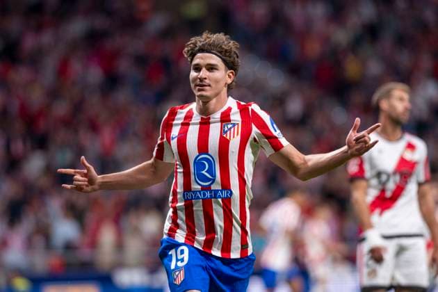 September 24, 2025, Madrid, Madrid, Spain: celebrates a goal JULIAN ALVAREZ of ATLETICO DE MADRID during the match belonging to La Liga season 25 26 EA soccer Ã¢â‚¬oe ATLETICO DE MADRID - RAYO VALLECANO DE MADRID Ã¢â‚¬Â held on September 24, 2025, at the Riyadh Air Metropolitano, Madrid, Spain. Madrid Spain - ZUMAc312 20250924_zsp_c312_091 Copyright: xOscarxManuelxSanchezx