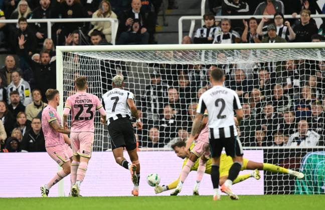 Joelinton of Newcastle United scores their third goal Newcastle United v Bradford City, EFL Carabao Cup, Third Round, Football, St James Park, Newcastle, UK - 24 Sep 2025Newcastle St James Park United Kingdom EDITORIAL USE ONLY No use with unauthorised audio, video, data, fixture lists, club league logos or live services. Online in-match use limited to 120 images, no video emulation. No use in betting, games or single club league player publications. Copyright: xRichardxLee Shutterstockx 15498597av