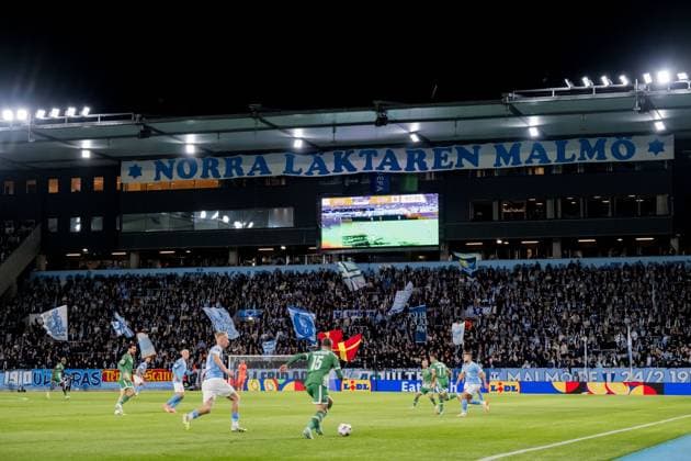 250924 Supporters of Malmö FF during the UEFA Europa League football match between Malmö FF and Ludogorets on September 24, 2025 in Malmö. Photo: Petter Arvidson BILDBYRAN kod PA PA1085 fotboll football soccer fotball uefa europa league europa league malmö ff ludogorets bbeng publik Copyright: PETTERxARVIDSON BB250924PA195