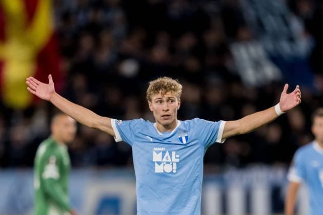 250924 Hugo Bolin of Malmö FF reacts during the UEFA Europa League football match between Malmö FF and Ludogorets on September 24, 2025 in Malmö. Photo: Petter Arvidson BILDBYRAN kod PA PA1085 fotboll football soccer fotball uefa europa league europa league malmö ff ludogorets bbeng bbauto Copyright: PETTERxARVIDSON BB250924PA220
