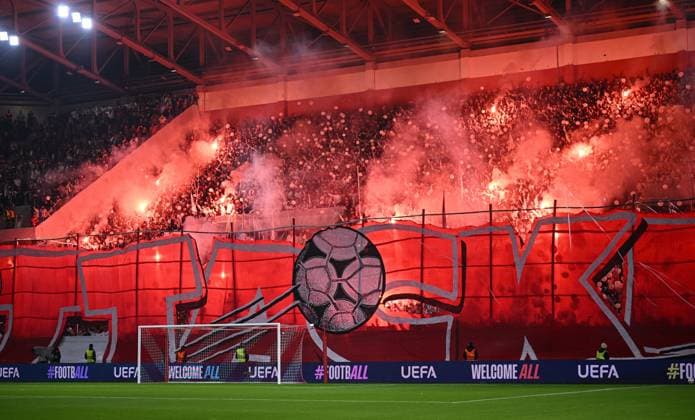 FUSSBALL EUROPA LEAGUE SAISON 2025 2026 1. Spieltag 24.09.2025 SC Freiburg - FC Basel Die Bude brennt in Freiburg, SCF Ultras zuenden dutzende von Pyros