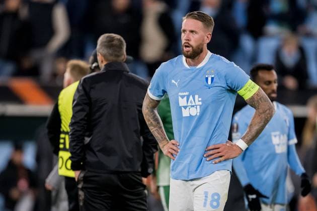 250924 Pontus Jansson of Malmö FF looks dejected after the UEFA Europa League football match between Malmö FF and Ludogorets on September 24, 2025 in Malmö. Photo: Petter Arvidson BILDBYRAN kod PA PA1085 fotboll football soccer fotball uefa europa league europa league malmö ff ludogorets bbeng bbauto depp Copyright: PETTERxARVIDSON BB250924PA228