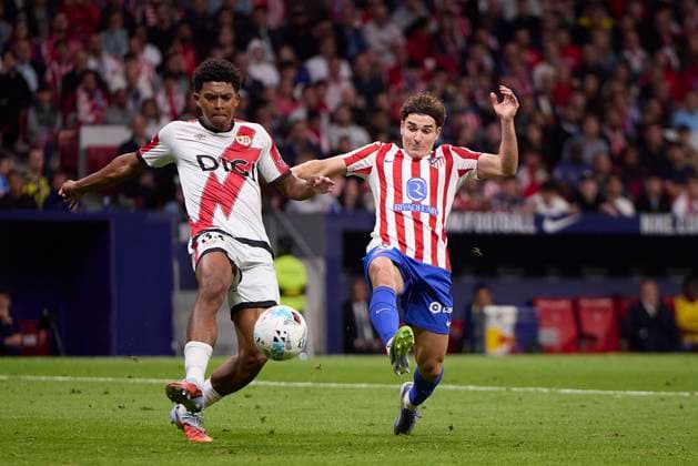 Julian Alvarez (Atletico de Madrid) and Jozhua Vertrouwd (Rayo Vallecano) battle for the ball during the LaLiga EA Sports match between AtlÃ tico Madrid v Rayo Vallecano at Riyahd Air Metropolitano on September 24, 2025 in Madrid, Spain. (Photo by Manu Reino DeFodi Images) Julian Alvarez Atletico de Madrid and Jozhua Vertrouwd Rayo Vallecano battle for the ball during the LaLiga EA Sports match between AtlÃ tico Madrid v Rayo Vallecano at Riyahd Air Metropolitano on September 24, 2025 in Madrid, Spain Photo by Manu Reino DeFodi Images