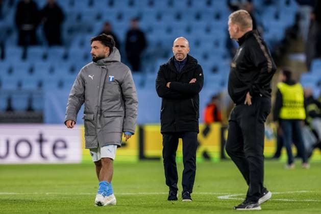 250924 Head coach Henrik Rydström of Malmö FF looks dejected after the UEFA Europa League football match between Malmö FF and Ludogorets on September 24, 2025 in Malmö. Photo: Petter Arvidson BILDBYRAN kod PA PA1085 fotboll football soccer fotball uefa europa league europa league malmö ff ludogorets bbeng bbauto depp Copyright: PETTERxARVIDSON BB250924PA246