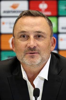 OGC Nice v AS Roma - UEFA Europa League 2025 26 League Phase MD1 Franck Haise Haed Coach of OGC Nice, portrait speaking to the Media in the press conference, PK, Pressekonferenz after the UEFA Europa League 2025 26 League Phase MD1 match between OGC Nice and AS Roma at Grand Stade de Nice on September 24, 2025 in Nice, France. Nice Grand Stade de Nice South-Eastern France France Copyright: xNealxSimpson Sportsphoto APLx 14136150