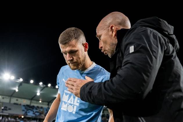 250924 Gabriel Busanello and head coach Henrik Rydström of Malmö FF ahead of the UEFA Europa League football match between Malmö FF and Ludogorets on September 24, 2025 in Malmö. Photo: Petter Arvidson BILDBYRAN kod PA PA1085 fotboll football soccer fotball uefa europa league europa league malmö ff ludogorets bbeng Copyright: PETTERxARVIDSON BB250924PA281