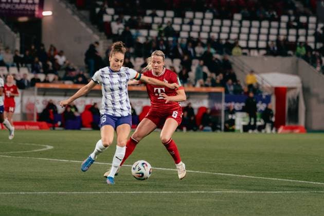 Essen, Germany, September 24th 2025 Sandra Maria Jessen ( 6 - 1. FC Köln) in a duel with Jacqueline Meißner ( 16 - SGS Essen) during the Google Pixel Frauen Bundesliga match between SGS Essen and 1.FC Köln at Franz-Kremer-Stadion, in Cologne, Germany. (Gabor Baumgarten SPP) Copyright: xGaborxBaumgartenx xSPPx spp-en-GaBaSp-25_09_24_SGS Essen_1.FC Kln_Gabor_Baumgarten-03380