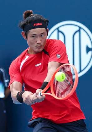 (250925) -- BEIJING, Sept. 25, 2025 -- Zhang Zhizhen competes during the men s singles first round match between Zhang Zhizhen of China and Terence Atmane of France at 2025 China Open tennis tournament in Beijing, China, Sept. 25, 2025. (Photo by Xinhua) (SP)CHINA-BEIJING-TENNIS-CHINA OPEN-MEN S SINGLES-FIRST ROUND (CN) MaxZihan 