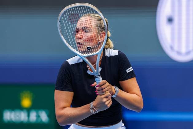 BEIJING, CHINA - SEPTEMBER 25: Donna Vekic of Croatia competes in the Women s Singles Round of 128 match against Cristina Bucsa of Spain on day 4 of the 2025 China Open at National Tennis Center on September 25, 2025 in Beijing, China.  Copyright: xVCGx 111593145973
