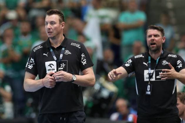 25.09.2025, xtgx, Handball, Daikin HBL, SC DHfK Leipzig - THW Kiel v.l. Filip Jicha (Kiel, Trainer), Christian Sprenger (Kiel, Co Trainer) Leipzig