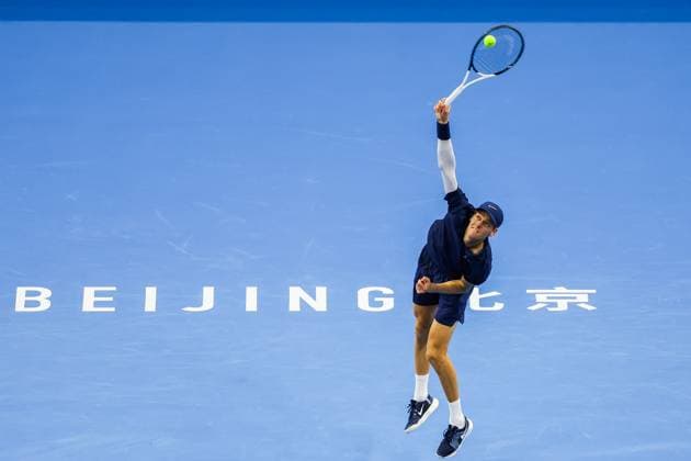 BEIJING, CHINA - SEPTEMBER 25: Jannik Sinner of Italy competes in the Men s Singles Round of 32 match against Marin Cilic of Croatia on day 4 of the 2025 China Open at National Tennis Center on September 25, 2025 in Beijing, China.  Copyright: xVCGx 111593160773