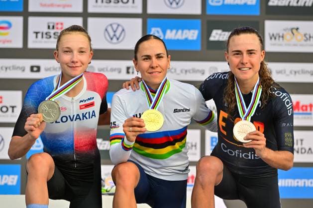 Gery CÃ lia, ChladoÅˆova Viktoria, Blasi Paula Straßenrennen Frauen U23 Straßen-WM 2025 Ruanda Gery CÃ lia (France) gewinnt vor ChladoÅˆova Viktoria (Slovakia), Blasi Paula (Spain)Straßenrennen Frauen U23 World Championships WU - Road Race (WC) Straßen-Weltmeisterschaft im Radsport 2025 Road World Championships 2025 UCI Cycling WM 119,3 km Kigali, Ruanda, World Championships WE - ITT (WC). 25.09.2025