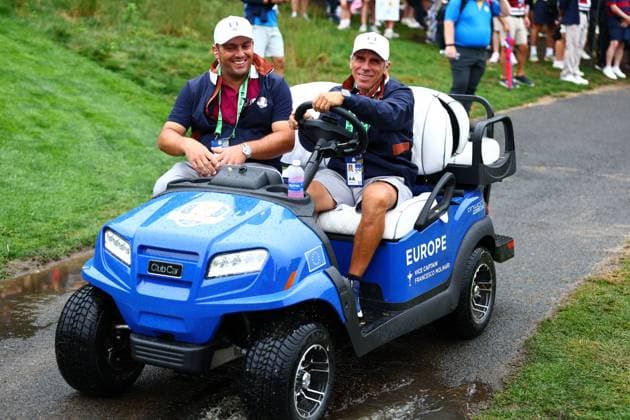 Gianfranco Zola seen driving a Team Europe buggy with Francesco Molinari Vice Captain of Team Europe. 2025 Ryder Cup, Thursday Practice, Golf, Bethpage Black Golf Course, New York, USA - 25 Sep 2025New York Bethpage Black Golf Course New York (NY) United States of America EDITORIAL USE ONLY No use with unauthorised audio, video, data, fixture lists, club league logos or live services. Online in-match use limited to 120 images, no video emulation. No use in betting, games or single club league player publications. Copyright: xJamesxMarsh Shutterstockx 15500195dg