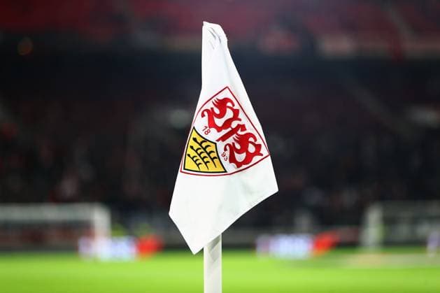 25.09.2025, xmohx, Fussball UEFA Europa League, VfB Stuttgart - Celta Vigo v.l. Innenraum, Rasen, Tribuenen, Tribuene, Spielfeld Eckfahne (DFL DFB REGULATIONS PROHIBIT ANY USE OF PHOTOGRAPHS as IMAGE SEQUENCES and or QUASI-VIDEO) Stuttgart