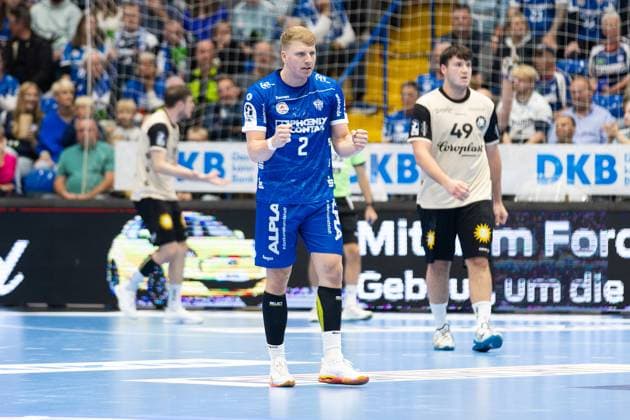 25.09.2025, xkwix, Handball, 1. Handball-Bundesliga, DAIKIN HBL 2025 26, TBV Lemgo Lippe - Bergischer HC, PHOENIX CONTACT Arena: Torjubel nach dem Tor durch Lukas Hutecek (TBV Lemgo Lippe 2) NRW Deutschland