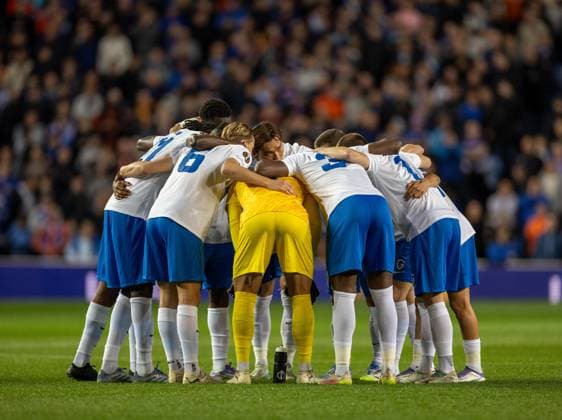 25th September 2025; Ibrox Stadium, Glasgow, Scotland; UEFA Europa League Football, Rangers versus Genk; Genk huddle  VagelisxGeorgariou