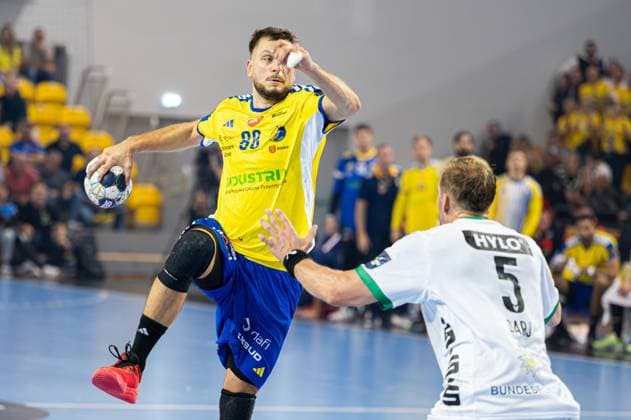 KIELCE 25.09.2025 MECZ 3. KOLEJKA LIGA MISTRZOW PILKA RECZNA MEZCZYZN SEZON 2025 2026 --- MENS HANDBALL EHF CHAMPIONS LEAGUE SEASON 2025 2026 MATCH: INDUSTRIA KIELCE - FUCHSE BERLIN ALEKS VLAH FOT. MICHAL TRZPIS 400MM.PL NEWSPIX.PL --- newspix.pl 