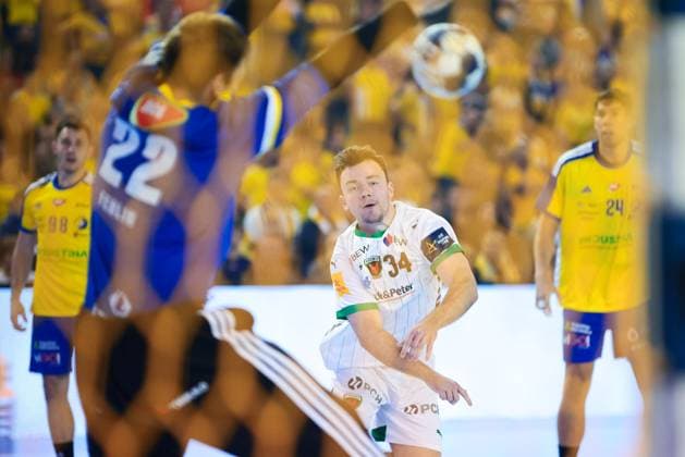 2025.09.25 Kielce Pilka reczna , Liga Mistrzow EHF , sezon 2025 26 Industria Kielce - Fuechse Berlin N z Klemen Ferlin, Hakun West Av Teigum Foto Tomasz Fafara PressFocus 2025.09.25 Kielce Handball , EHF Champions League , 2025 2026 season Industria Kielce - Fuechse Berlin Klemen Ferlin, Hakun West Av Teigum Credit: Tomasz Fafara PressFocus NEWSPIX.PL --- newspix.pl 