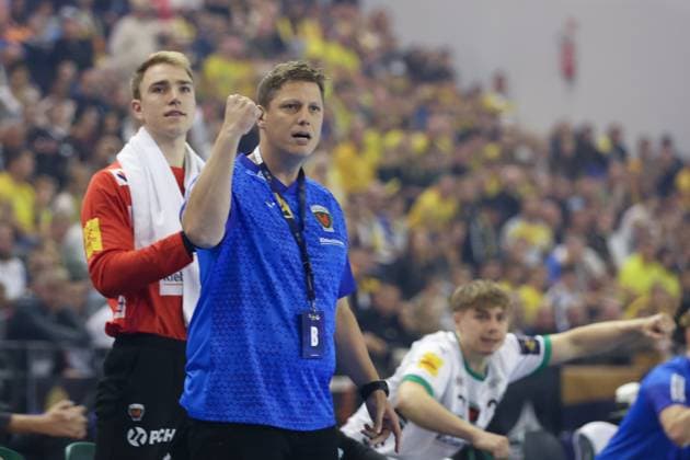 Kielce 25.09.2025 Pilka reczna Liga Mistrzow sezon 2025 2026 kolejka 3 mecz: Industria Kielce - Fuechse Berlin Handball Champions League season 2025 2026 round 3 match: Industria Kielce - Fuechse Berlin NZ Nicolej Krickau Fot. Stanislaw Klepka Arena Akcji NEWSPIX.PL --- newspix.pl 