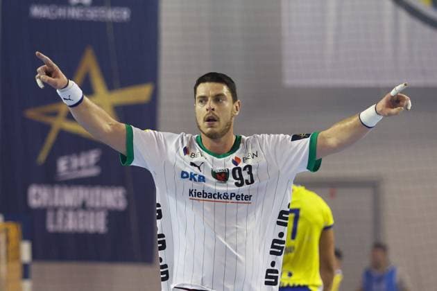 Kielce 25.09.2025 Pilka reczna Liga Mistrzow sezon 2025 2026 kolejka 3 mecz: Industria Kielce - Fuechse Berlin Handball Champions League season 2025 2026 round 3 match: Industria Kielce - Fuechse Berlin NZ Dejan Milosavljev Fot. Stanislaw Klepka Arena Akcji NEWSPIX.PL --- newspix.pl 