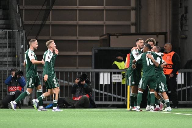 BERN, SWITZERLAND - SEPTEMBER 25: Anass Zaroury of Panathinaikos celebrating his goal 0:2 with the teammates during the UEFA Europa League 2025 26 League Phase MD1 match between BSC Young Boys and Panathinaikos FC at Stadion Wankdorf on September 25, 2025 in Bern, Switzerland. Bern Stadion Wankdorf Bern Switzerland Copyright: xJustPictures.ch ManuelxWinterbergerx jp-en-EuSpIm-MWI_3576