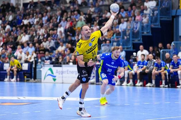 25.09.2025, xydrx, Handball, 1.HBL, VFL Gummersbach - TVB Stuttgart, Schwalbe-Arena: Kai Haefner (TVB Stuttgart 34) Nordrhein-Westfahlen Deutschland
