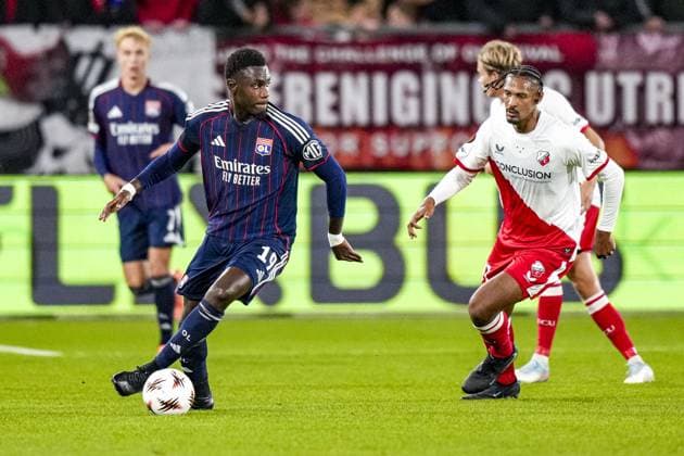 UTRECHT , 25-09-2025 , stadium Galgenwaard , season 2025 2026 , UEFA Europa League football , League phase Matchday 1 , match between FC Utrecht and Olympique Lyon , picture shows Olympique Lyonnais player Moussa Niakhate and FC Utrecht player Sebastien Haller Utrecht - Olympique Lyon  x31193759x Copyright: