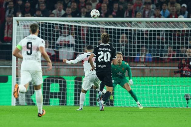 Fußball Europa League 1. Spieltag VfB Stuttgart - Celta Vigo am 25.09.2025 in der MHP Arena in Stuttgart Tor zum 1:0 durch Badredine Bouanani ( Stuttgart )